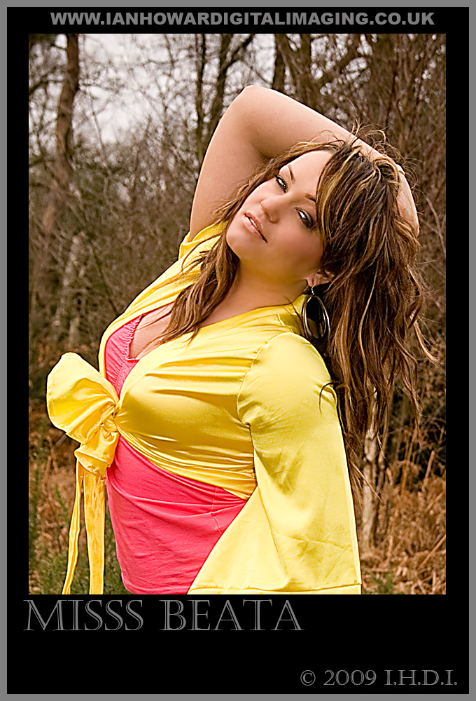 Female model photo shoot of Misss BEATA in Keston Lakes
