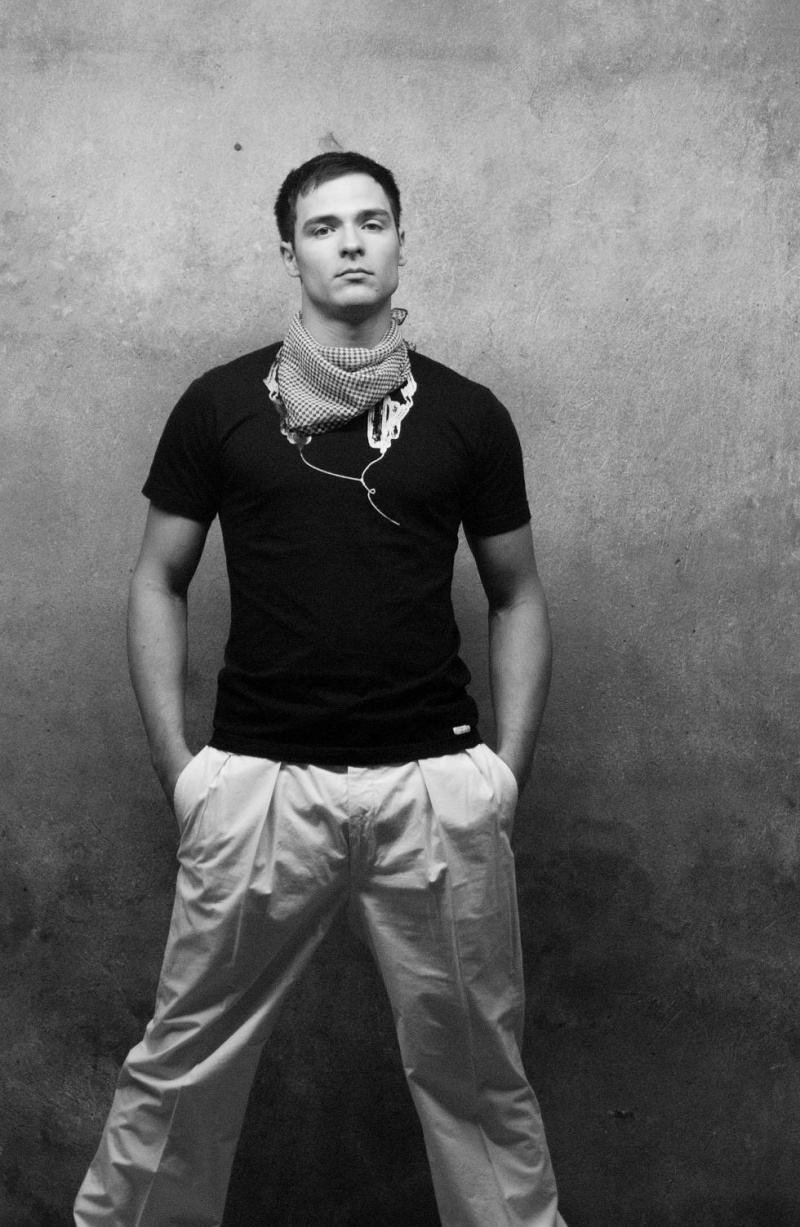 Male model photo shoot of Ryan Kenosha in Houston, TX