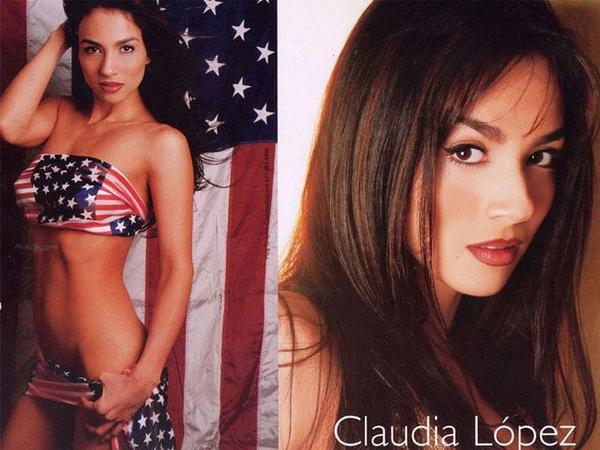 Female model photo shoot of Lopez Claudia in NYC