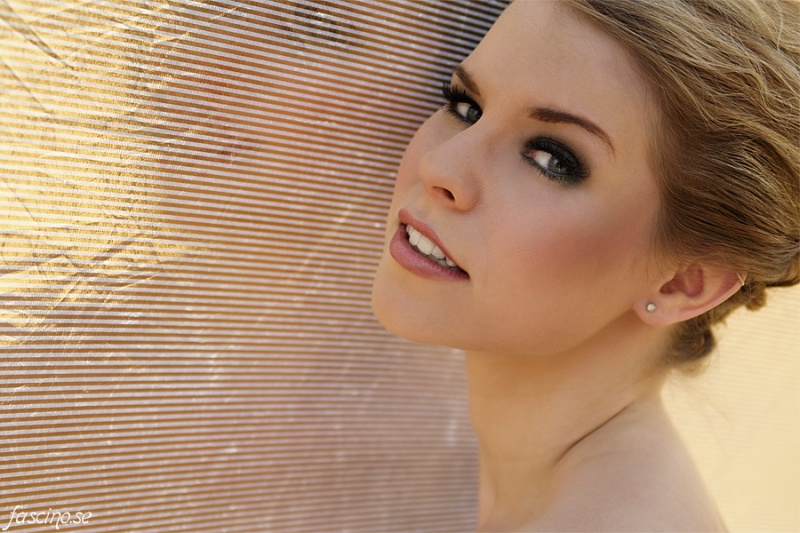 Female model photo shoot of Karolina Somsk in Falun