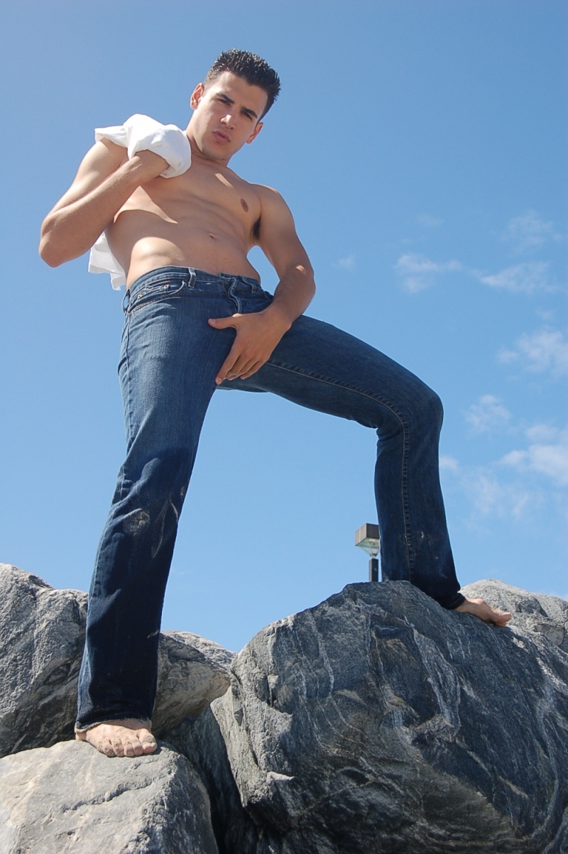 Male model photo shoot of Elliott R