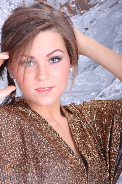 Female model photo shoot of Ashley541 in Jacksonville