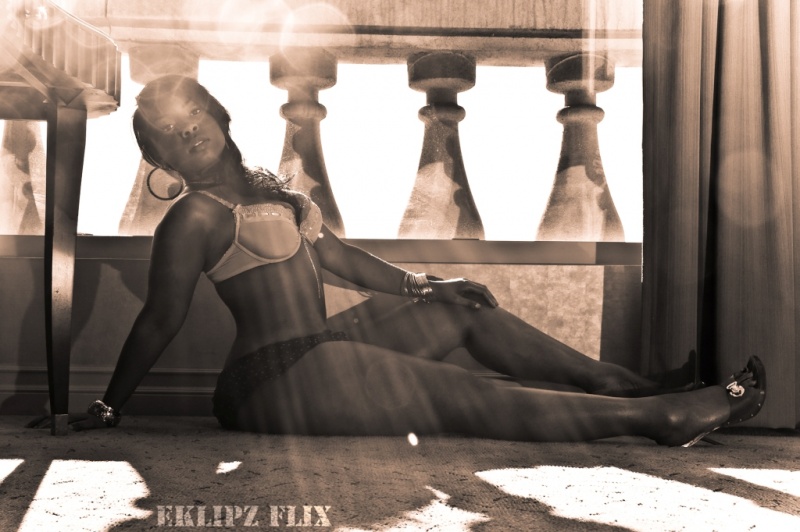 Female model photo shoot of Quay-Simone by Eklipz Flix