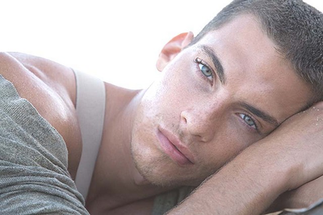 Male model photo shoot of Josh Sarrazola in Miami