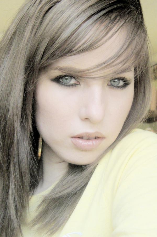 Female model photo shoot of Oksana Michelle
