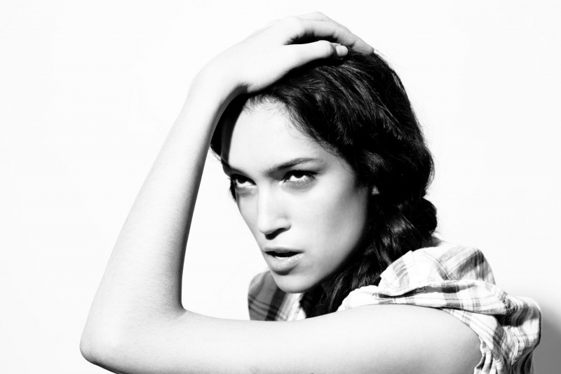 Female model photo shoot of hair_chameleon by Pedro Arieta, makeup by Samantha Lau