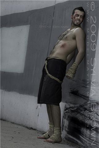 Male model photo shoot of oscar moreno