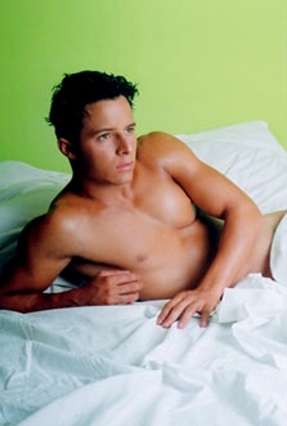 Male model photo shoot of Juan Fuent