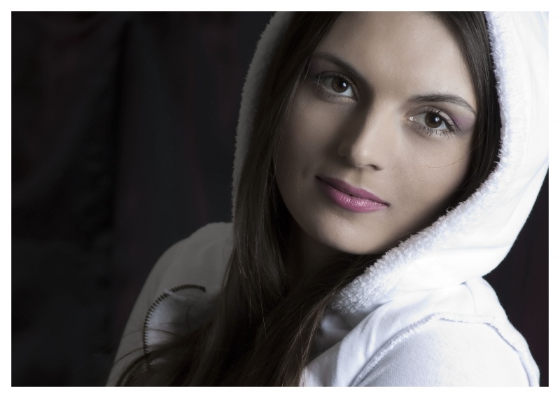 Female model photo shoot of Natalya Leonova