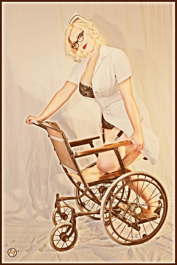Female model photo shoot of Miss Dollie DeVille by Collette Lash 