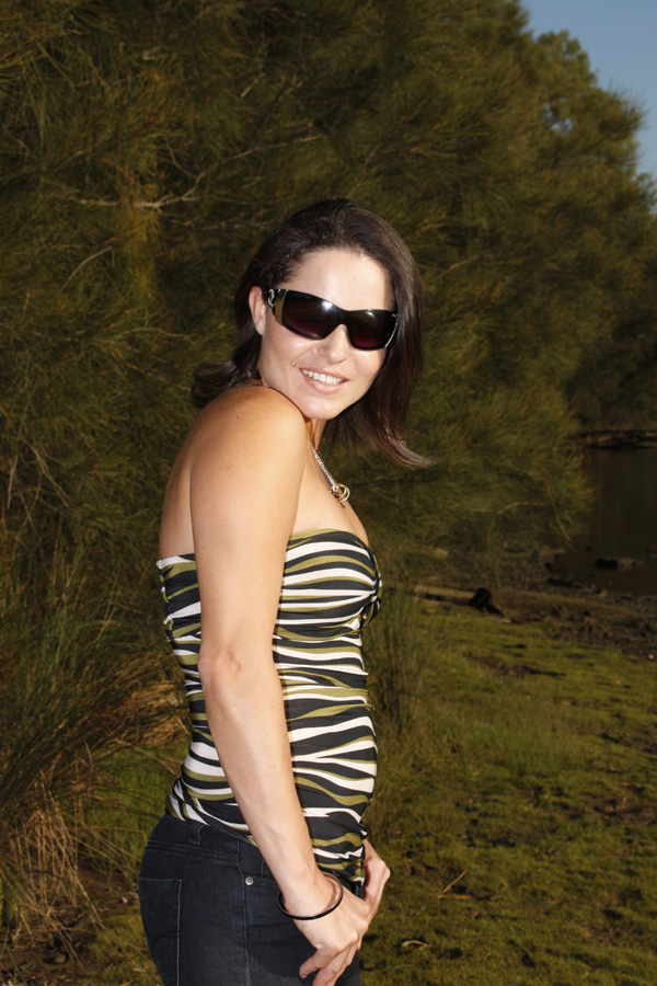 Female model photo shoot of Mimi82 in Georges River