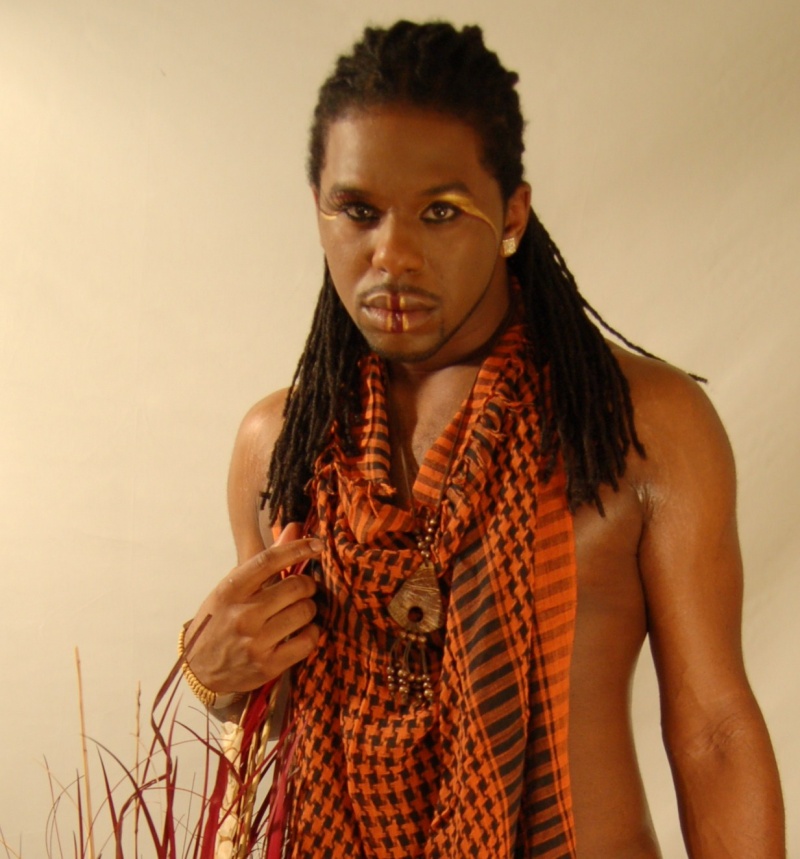 Male model photo shoot of Kamontavian