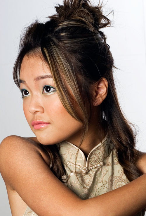 Female model photo shoot of Nicole Tan