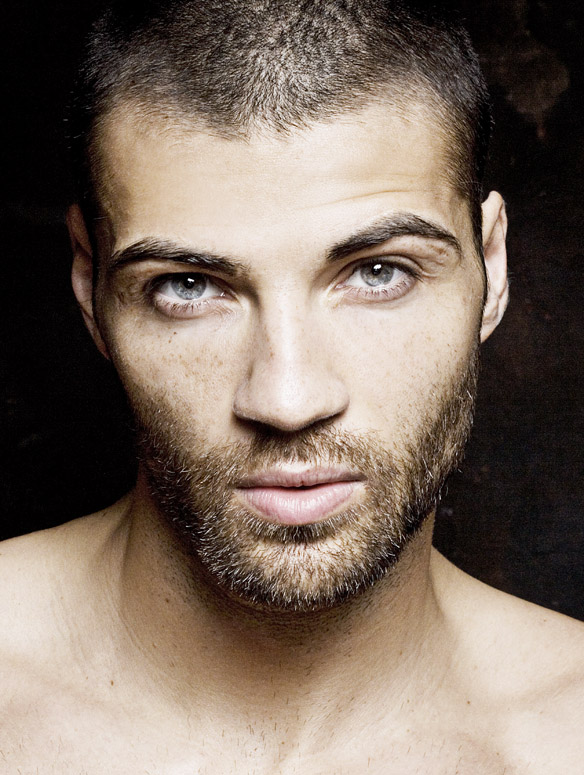 Male model photo shoot of Daniel Oliveri