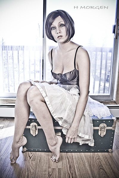 Female model photo shoot of LauraLB by Anastasia BeverHousen