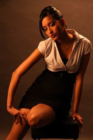 Female model photo shoot of Nissa Ali