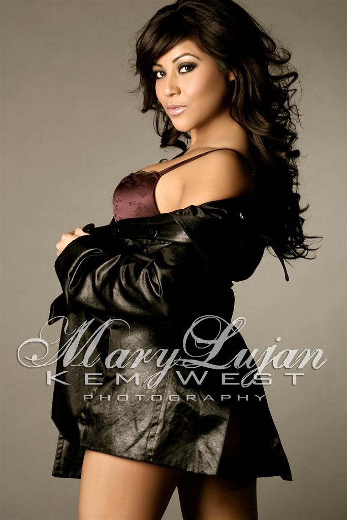 Female model photo shoot of Mary Lujan