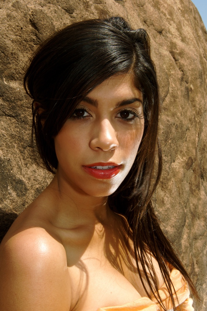 Female model photo shoot of Rebecca Hernandez
