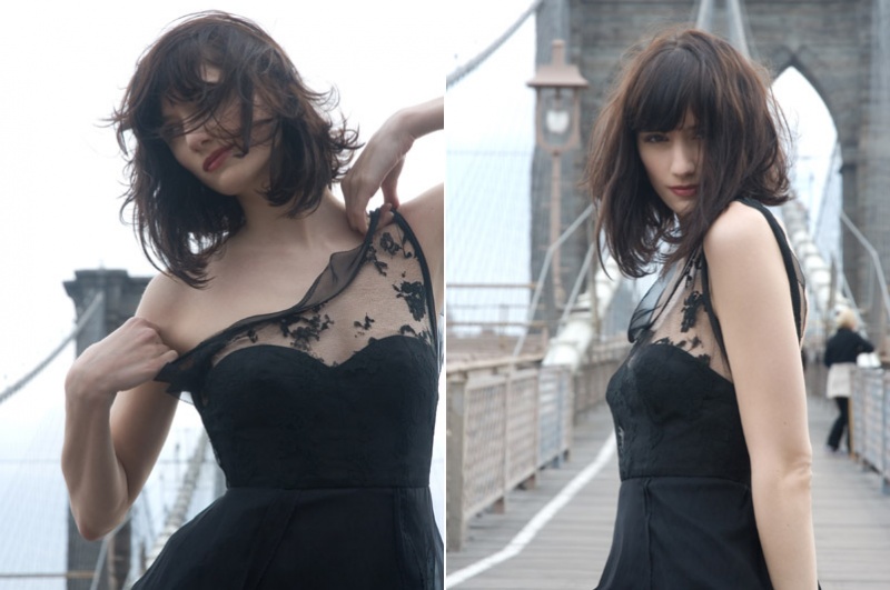 Female model photo shoot of Alexandra aka Alex in brooklyn bridge