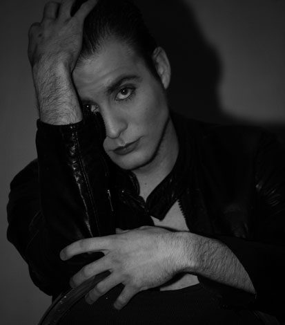 Male model photo shoot of Nayr100