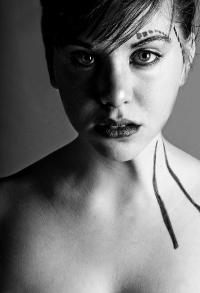Female model photo shoot of Viki Bristowe