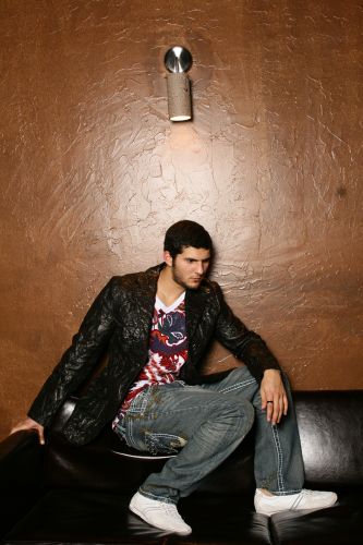 Male model photo shoot of Elias56