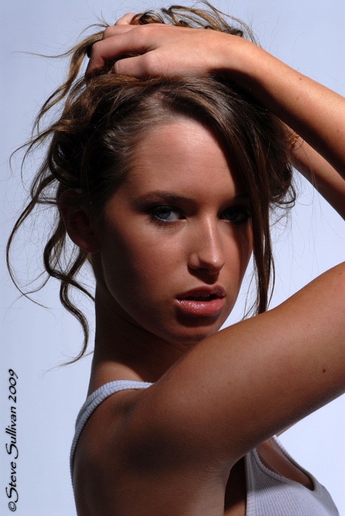 Female model photo shoot of Shauna Casey
