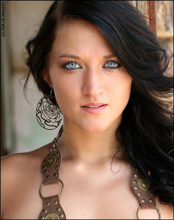 Female model photo shoot of Chelsey Delane