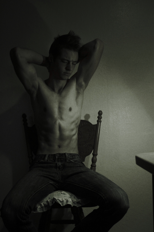 Male model photo shoot of Tommy Jay