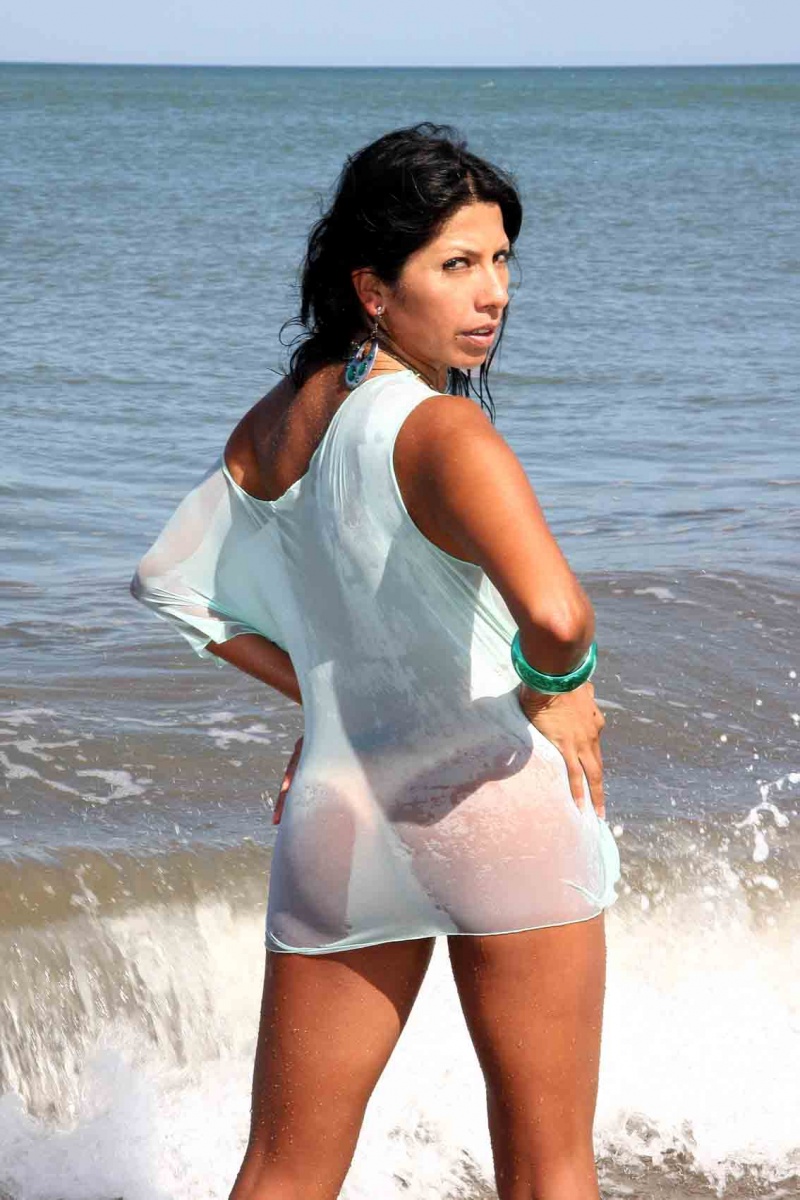 Female model photo shoot of Bea Rueda by gabaphoto in Mar del plata - Argentina