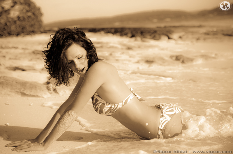Female model photo shoot of Ida E by Sigtor Kildal in Kingdom of Tonga