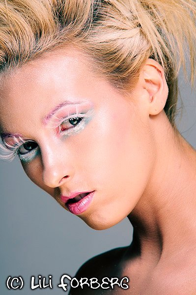 Female model photo shoot of Ciara Burke