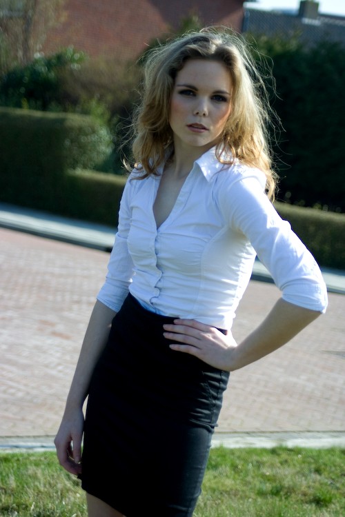 Female model photo shoot of Lena_M in Delfzijl