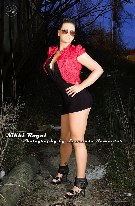 Female model photo shoot of Nikki Royal