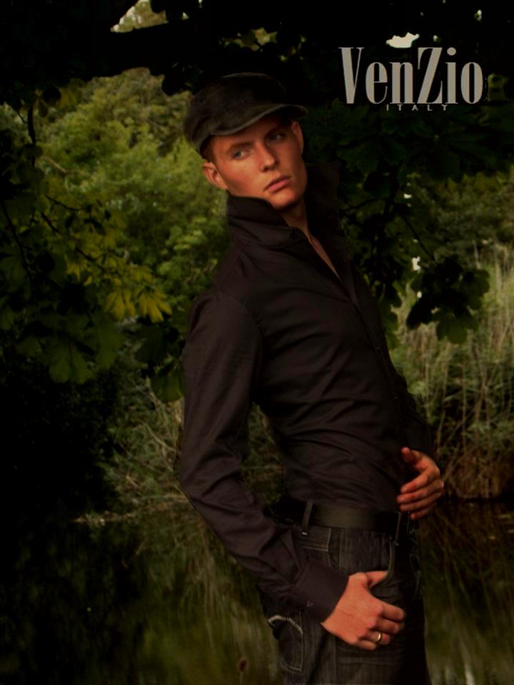Male model photo shoot of Ramon Heinhuis in Italy