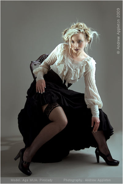 Female model photo shoot of sweet_poison