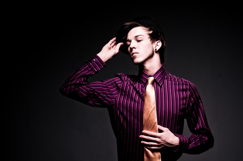 Male model photo shoot of Rik Anders by david newkirk