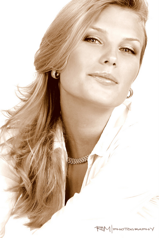 Female model photo shoot of Julia Collins in Miami, FL
