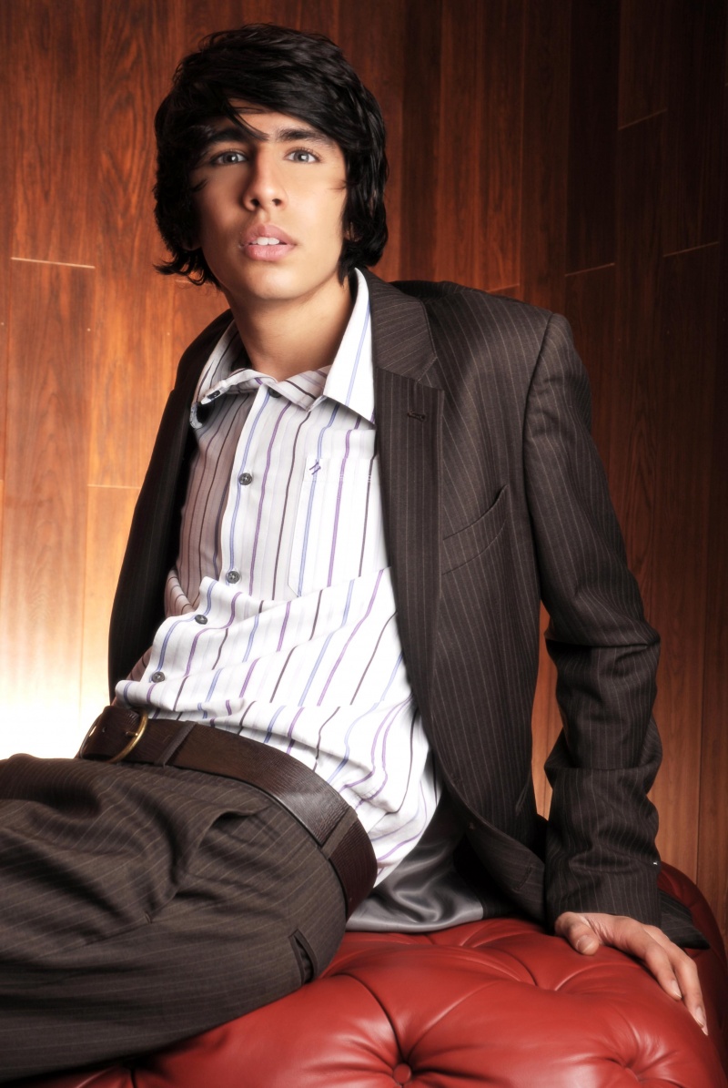 Male model photo shoot of Ankush Khanna