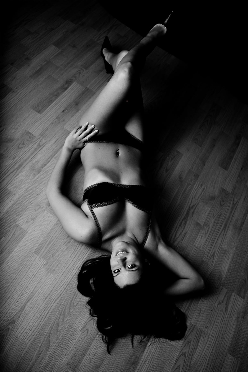Female model photo shoot of Jalissa Cecora by KimberlyNoelPhotography