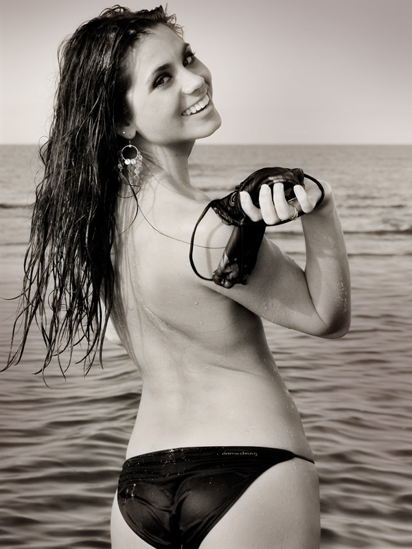 Female model photo shoot of Dianna Garbarino