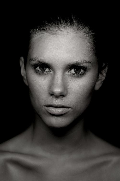 Female model photo shoot of AgnetaFalk