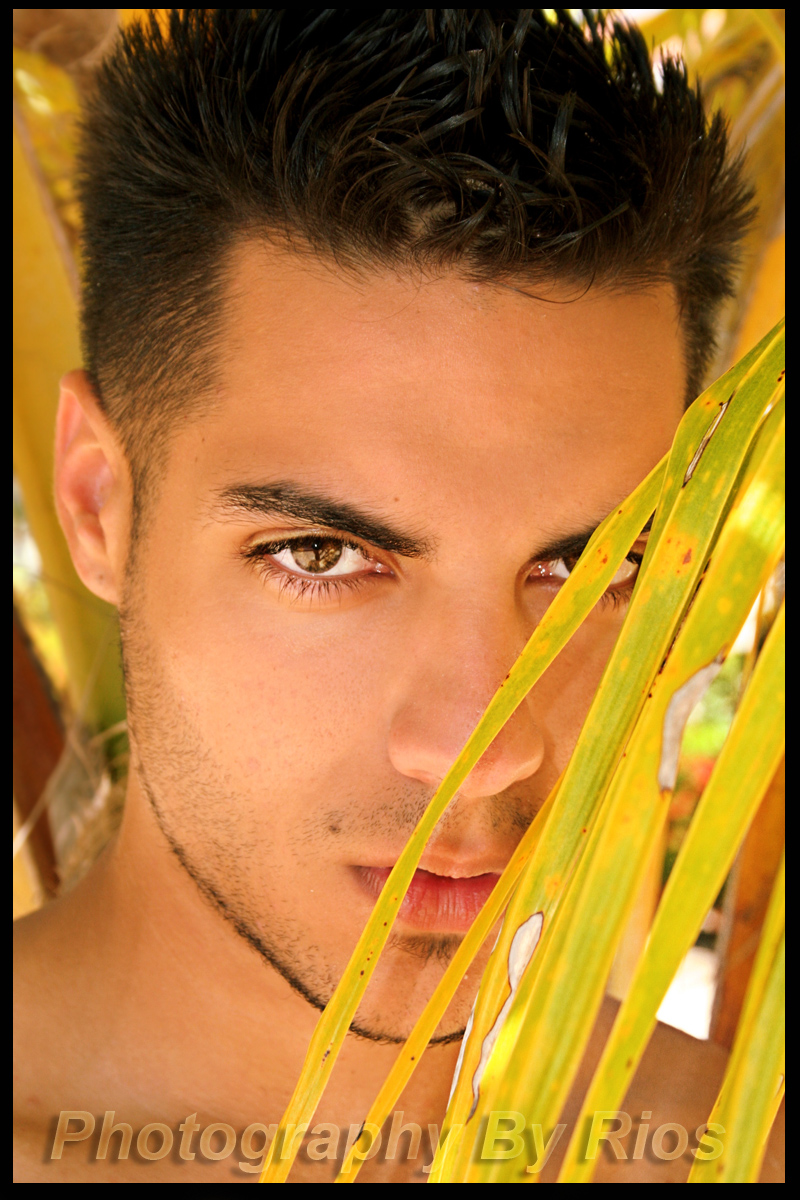 Male model photo shoot of Rob-Bryan by Photography By Rios in Roatan Island, Honduras