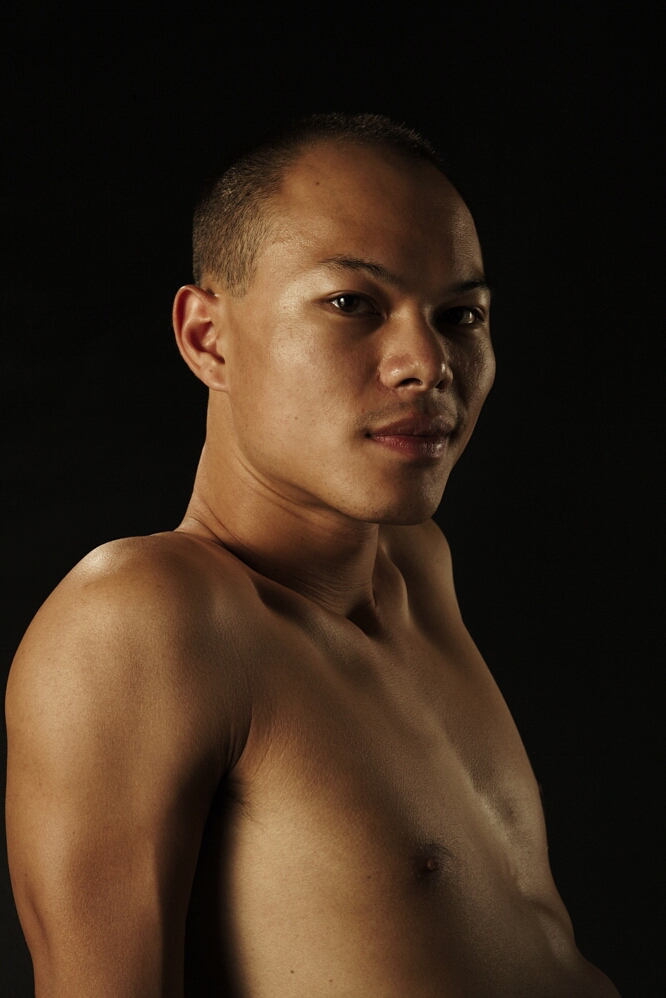 Male model photo shoot of Khiang