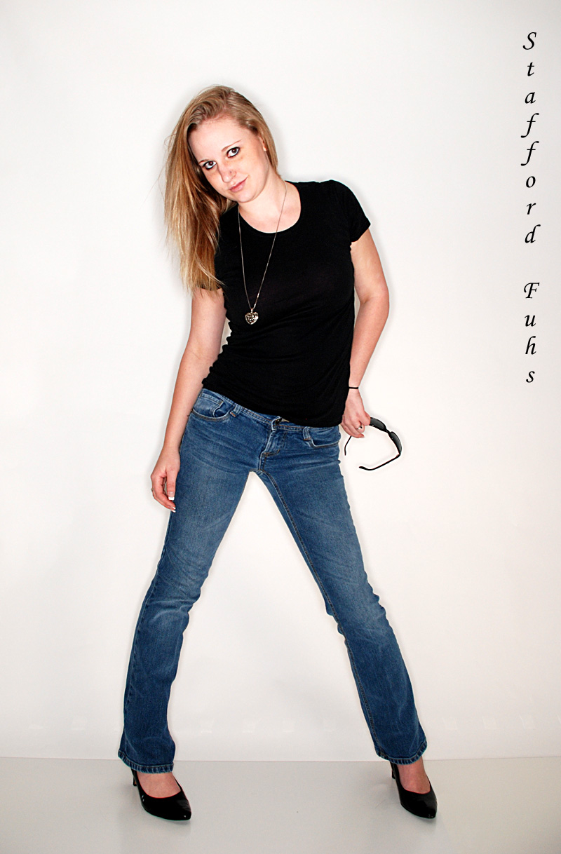 Female model photo shoot of Miss Jordin