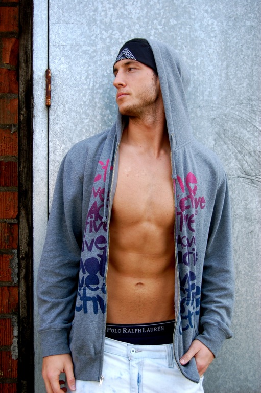 Male model photo shoot of Robby Brill