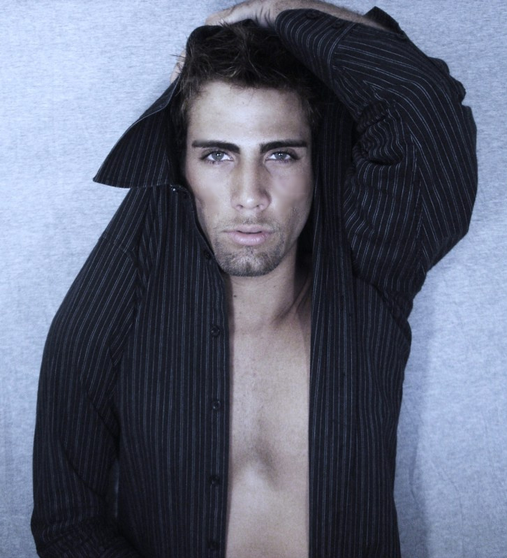 Male model photo shoot of Justin Dieppa