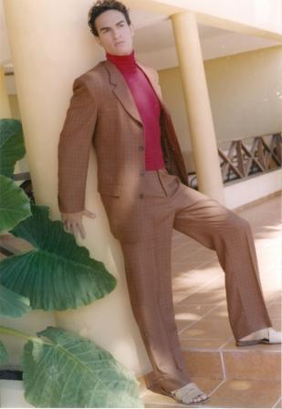 Male model photo shoot of Nikelado in Dominican Republic
