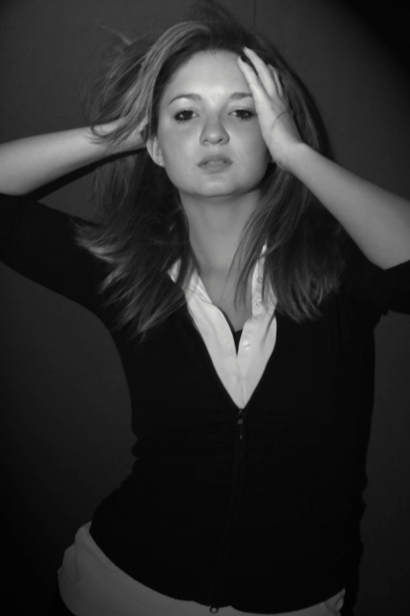 Female model photo shoot of Jen Lizer