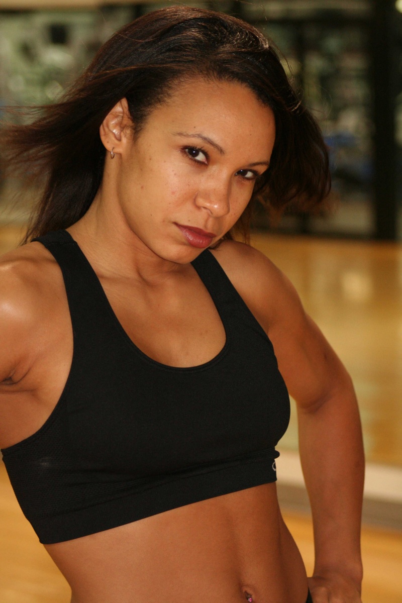 Female model photo shoot of Zoena in Legends Gym